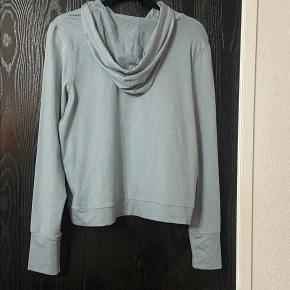 Vuori Halo Essential Hoodie In Light Cloud Heather Blue Size Medium - Picture 2 of 3